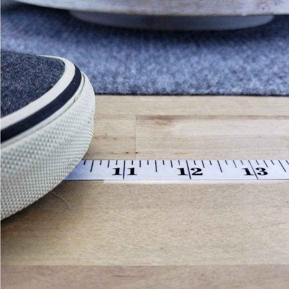 VANS Old Skool Sherpa Womens Size 9 Gray Low Top Sneakers Shoes 721454 - Picture 9 of 12